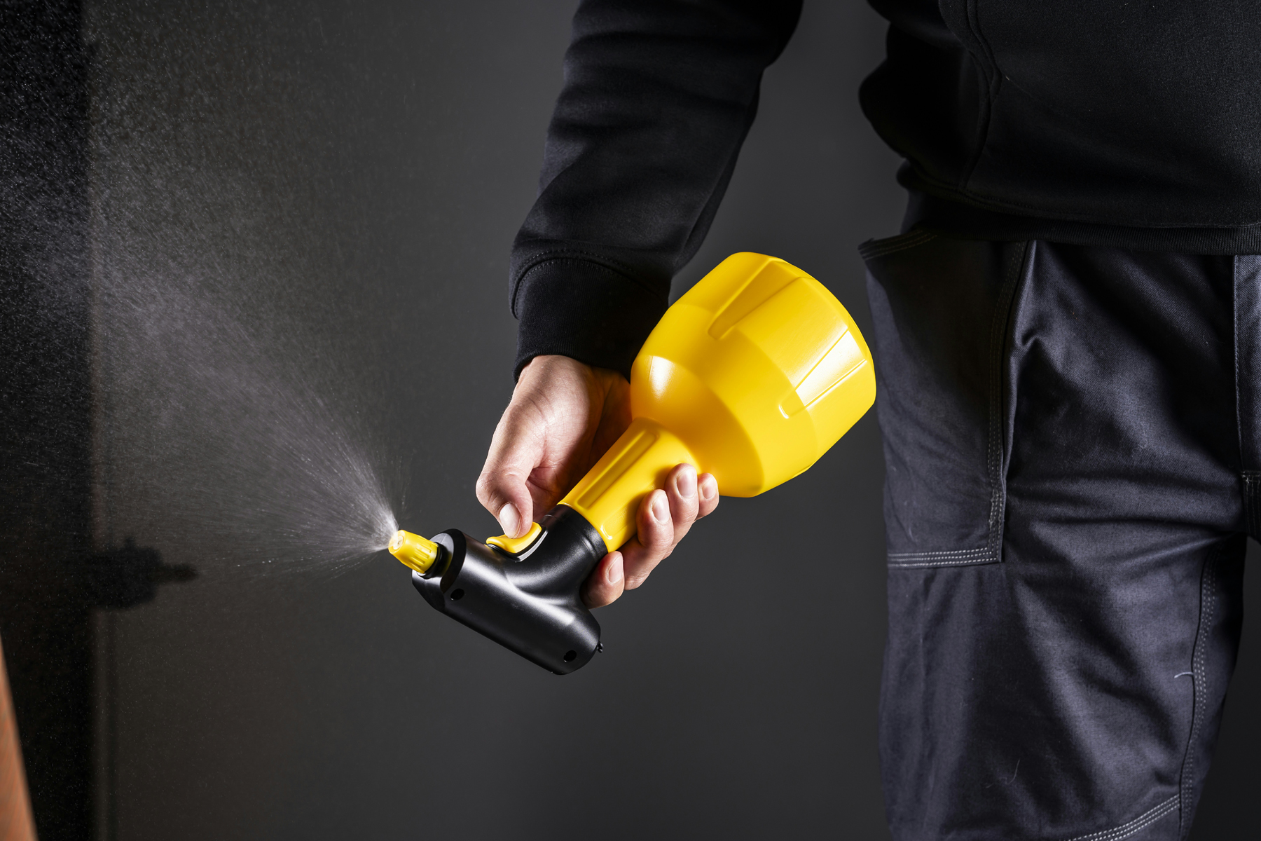 Spray zur Imprägnierung von Stoff