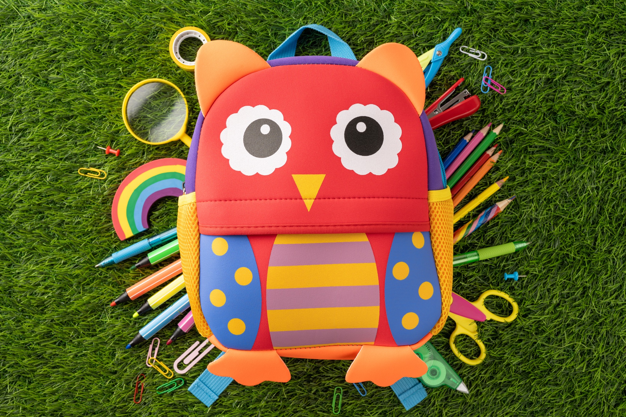 Schulrucksack eines Kindes wird gewaschen